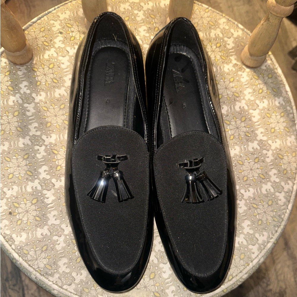 Black Zara men’s dress shoes
